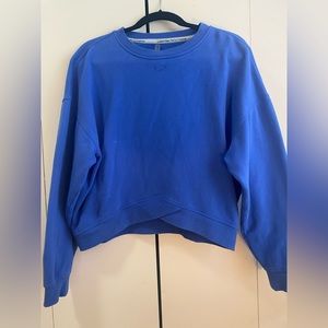 Calvin Klein cropped sweatshirt. Size Medium